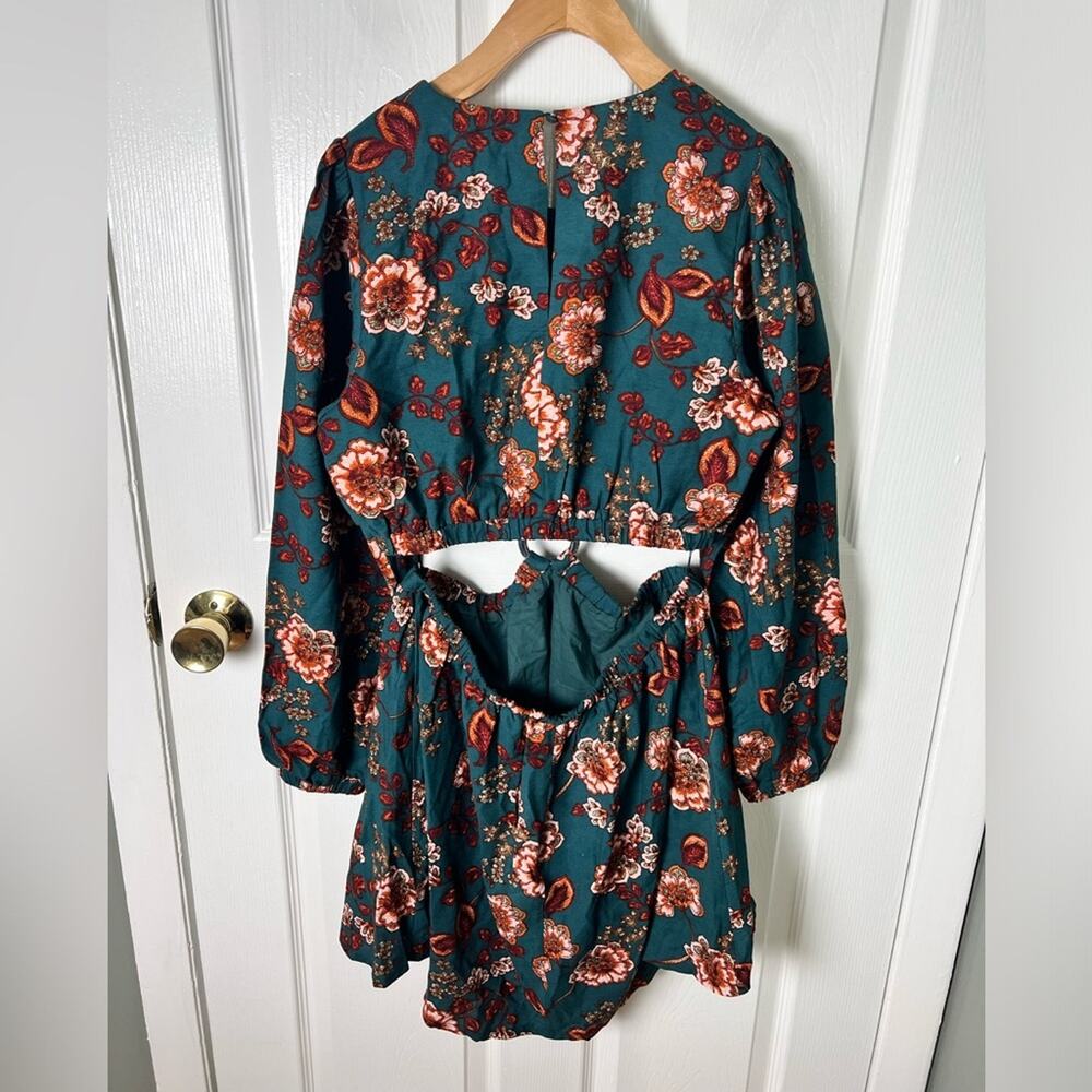 MinkPink Floral Cut Out Ring Long Sleeve Scoop Neck Olivia Mini Dress L - Picture 5 of 9